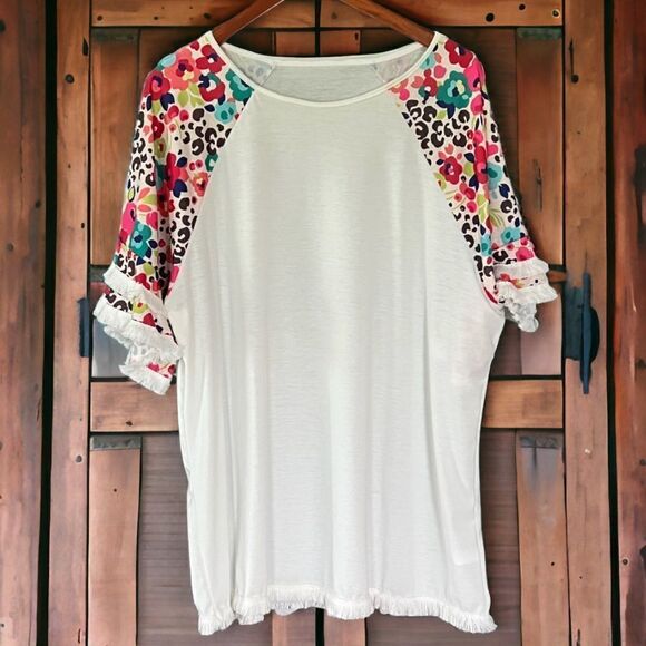 Gorgeous Soft Floral Top NWOT - Picture 4 of 6